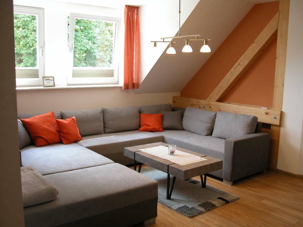 Feriendomizil Taupadel Appartement Burgel  Buitenkant foto