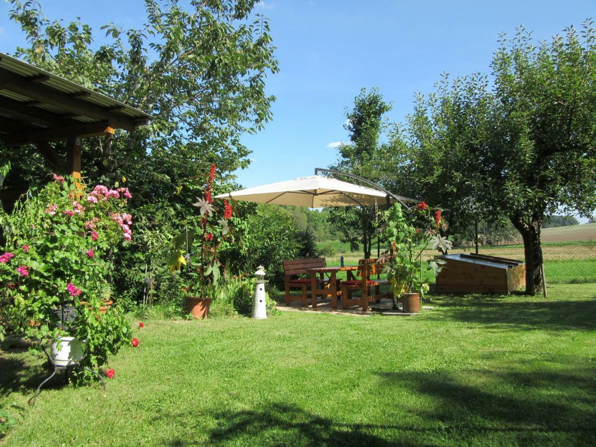 Feriendomizil Taupadel Appartement Burgel  Buitenkant foto