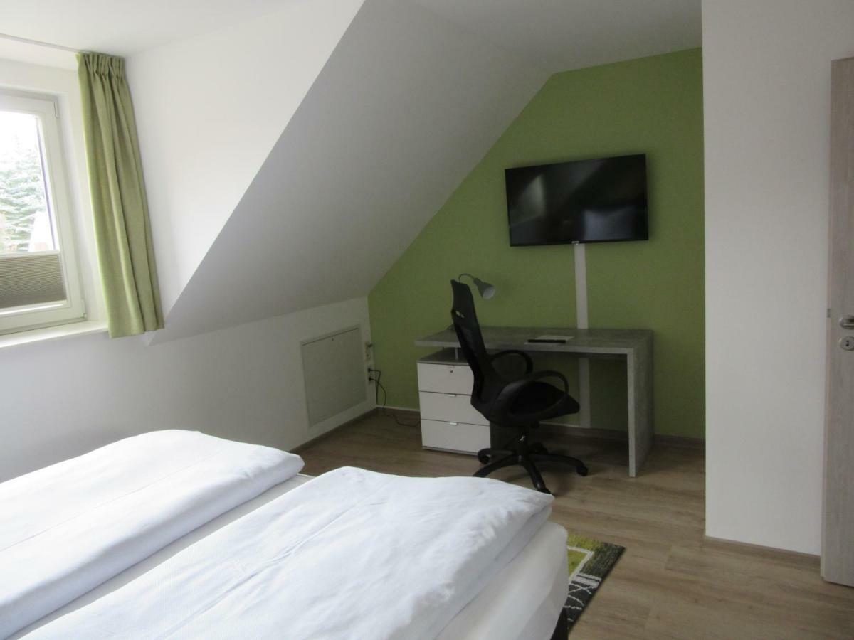 Feriendomizil Taupadel Appartement Burgel  Buitenkant foto