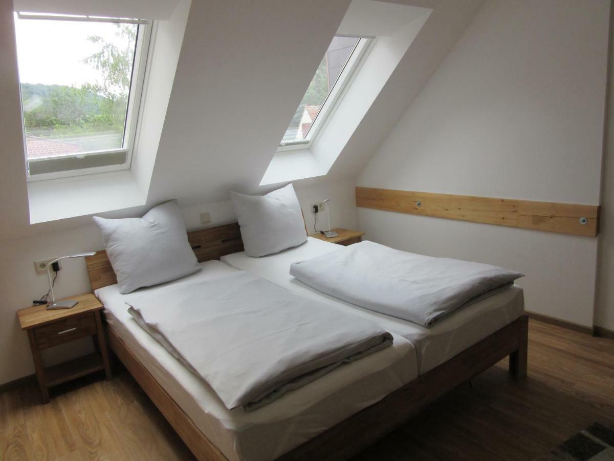 Feriendomizil Taupadel Appartement Burgel  Buitenkant foto