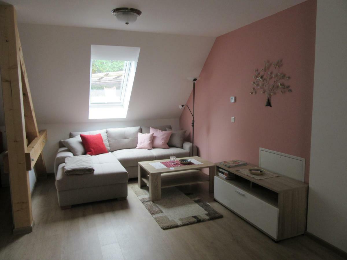 Feriendomizil Taupadel Appartement Burgel  Buitenkant foto