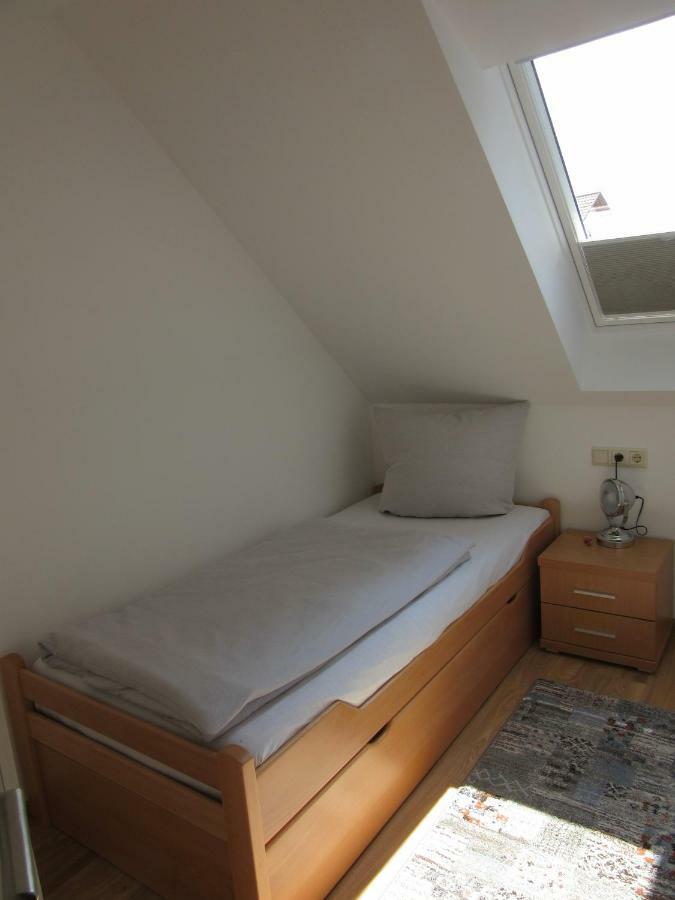 Feriendomizil Taupadel Appartement Burgel  Buitenkant foto
