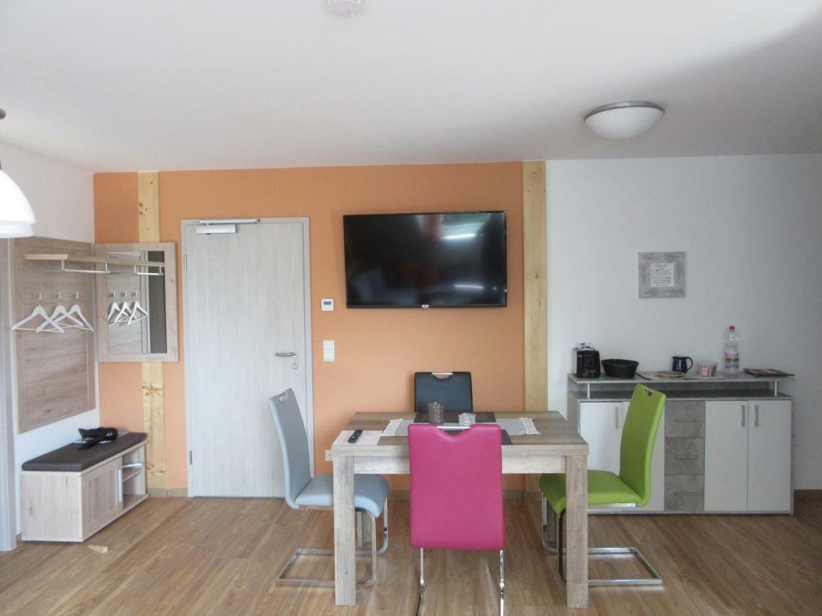 Feriendomizil Taupadel Appartement Burgel  Buitenkant foto